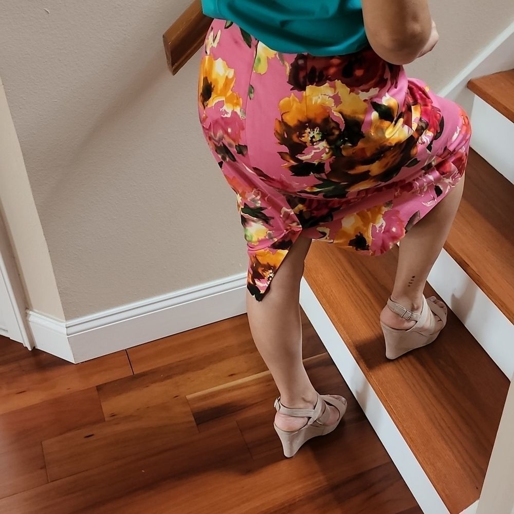 VEUC Sz 6 Talbots Rose Floral Lined Pencil Skirt - Picture 2 of 12